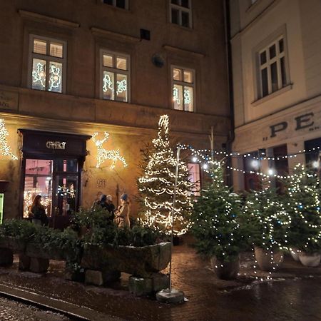 Apartment With Entresol Old Town Краків Екстер'єр фото